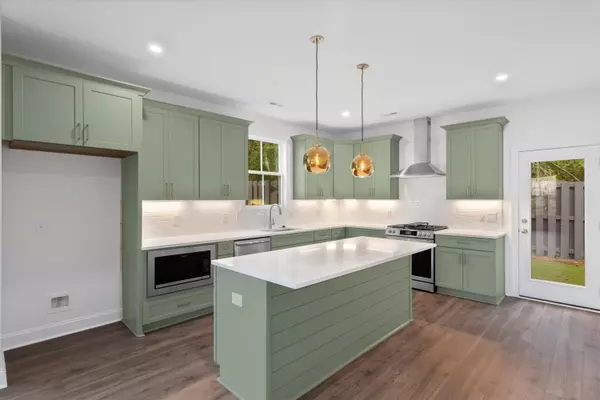 Johns Island, SC 29455,532-536 Hayes Park Blvd