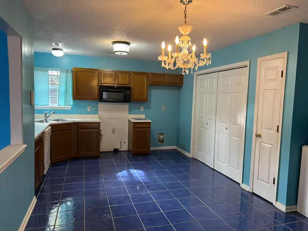 North Charleston, SC 29406,2292 Ballston Ct