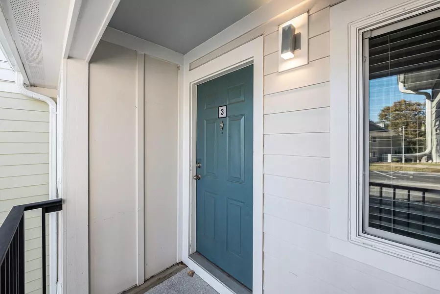 272 Alexandra Dr #3, Mount Pleasant, SC 29464