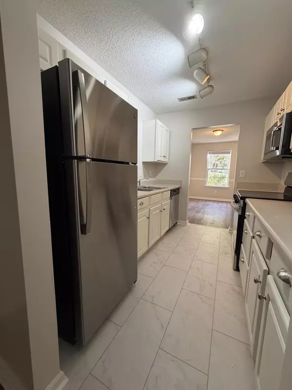 North Charleston, SC 29418,7987 Vermont Rd