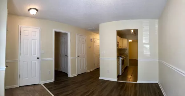 North Charleston, SC 29418,7987 Vermont Rd