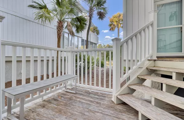 Isle Of Palms, SC 29451,32 Back Ct