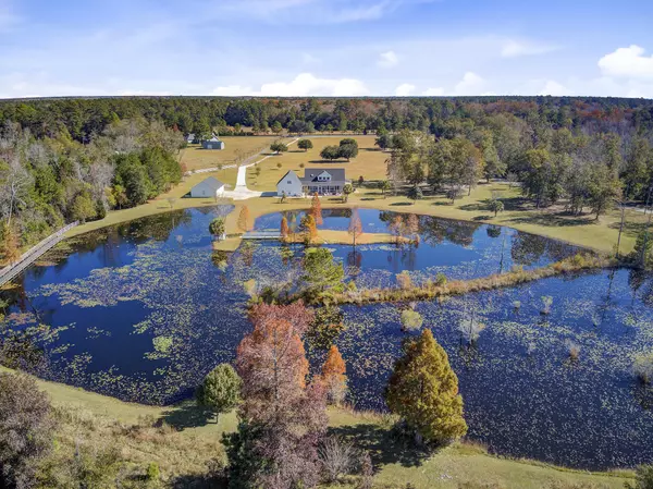 Cross, SC 29436,933 Tree Farm Ln