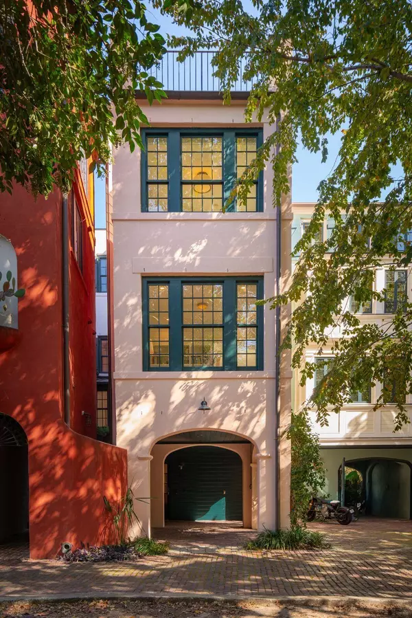 10 Catfiddle St, Charleston, SC 29403