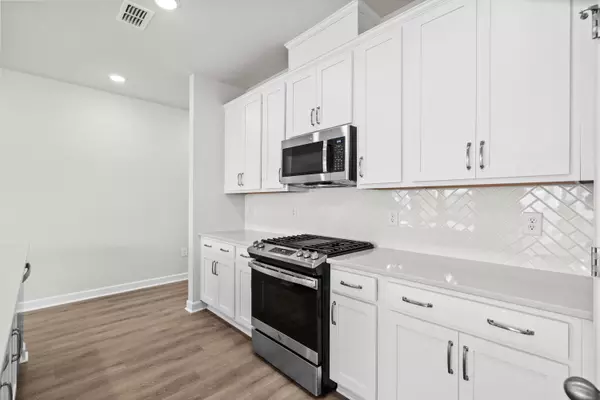 Ravenel, SC 29470,1074 Tea Maker Rd