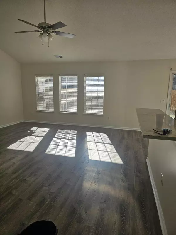 Summerville, SC 29486,1424 Pinethicket Dr