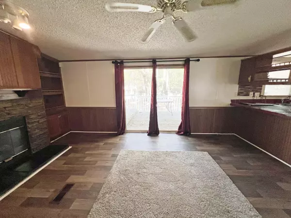 Eutawville, SC 29048,137 Knott Dr