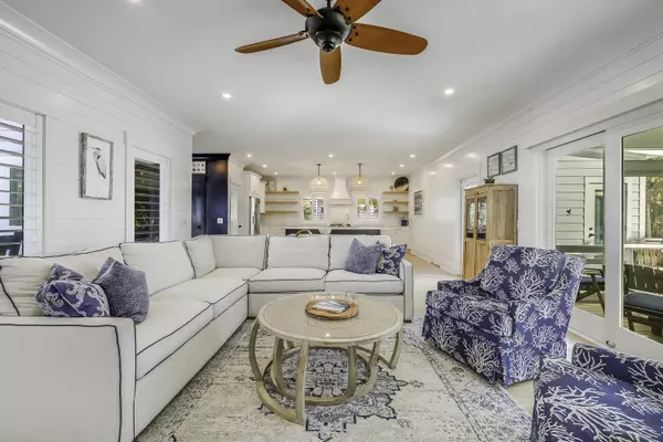 Isle Of Palms, SC 29451,122 Carolina Blvd