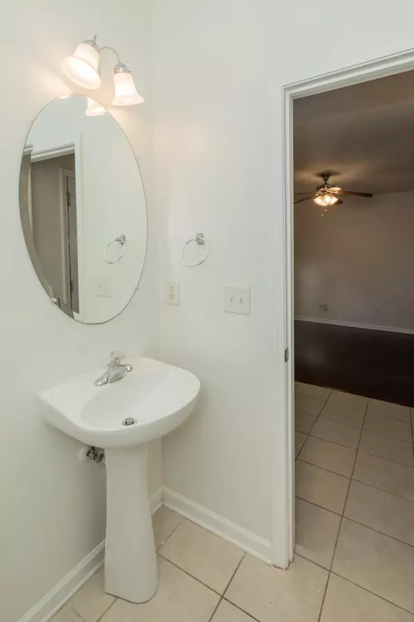 Summerville, SC 29485,8967 N Red Maple Cir