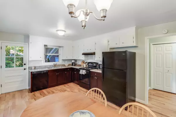 Charleston, SC 29407,1728 Pinckney Park Dr #B