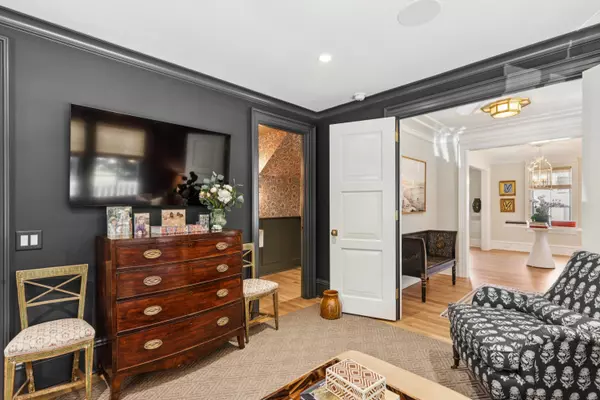 Charleston, SC 29407,5 Allgood Rd