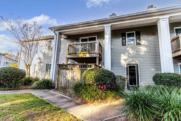 1402 Camp Rd #3f, Charleston, SC 29412