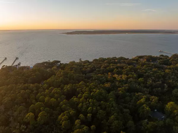 Saint Helena Island, SC 29920,13 W Vista Blvd