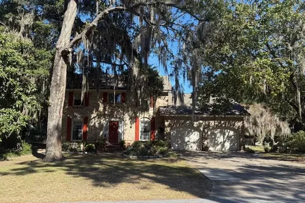 672 Ayers Dr, Charleston, SC 29412