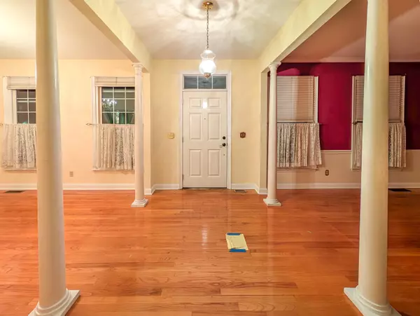 Charleston, SC 29414,141 Dominion Ct