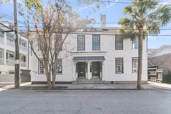 153 Queen St, Charleston, SC 29401