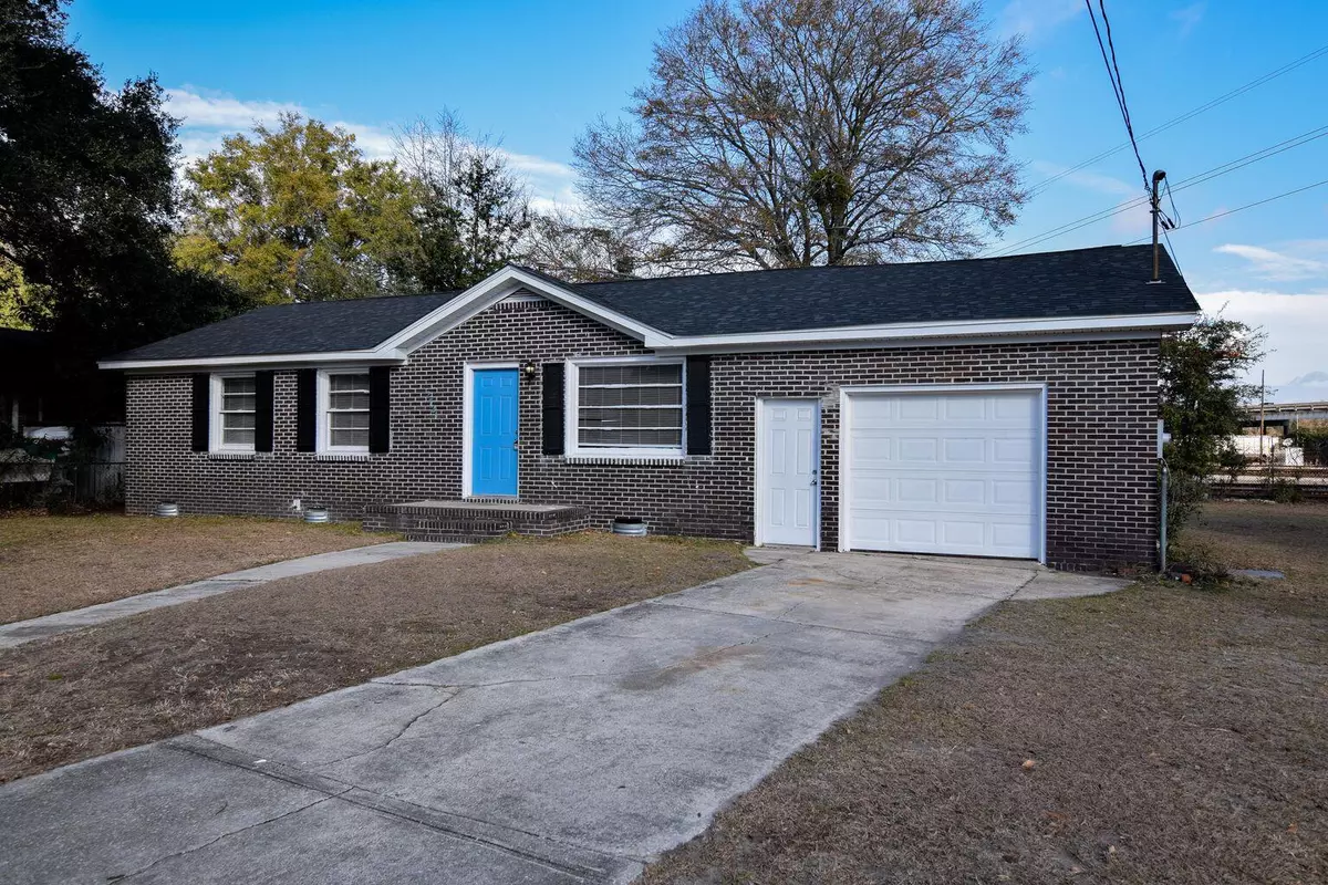 North Charleston, SC 29405,2721 Crestline Dr