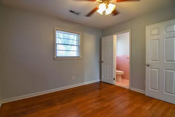 North Charleston, SC 29405,2721 Crestline Dr