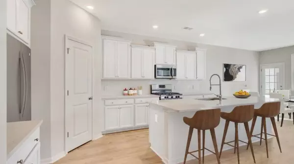 Summerville, SC 29485,122 Sea Oat St