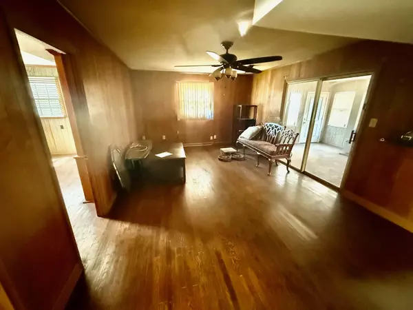 North Charleston, SC 29420,7726 Picardy Pl