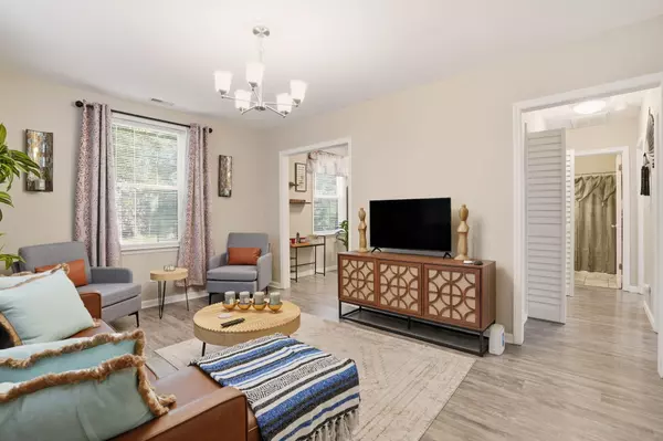 North Charleston, SC 29405,2235 Bailey Dr