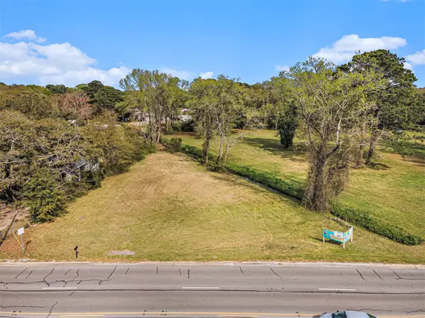 1444 Folly Rd, Charleston, SC 29412