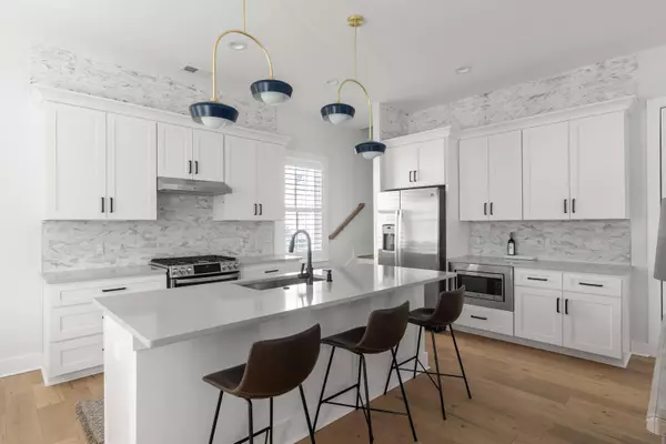 Charleston, SC 29403,52 Aiken Street #B