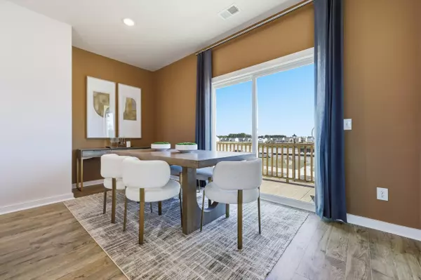 Summerville, SC 29486,323 Rosehaven Ln