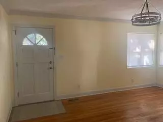 Charleston, SC 29407,9 Penn Ave