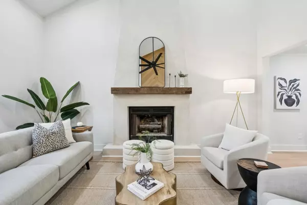 Mount Pleasant, SC 29464,2059 Middleburg Ln