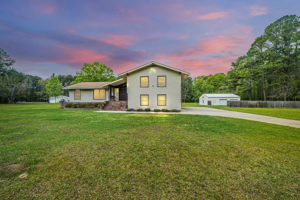 Summerville, SC 29483,225 Cantering Hills Ln