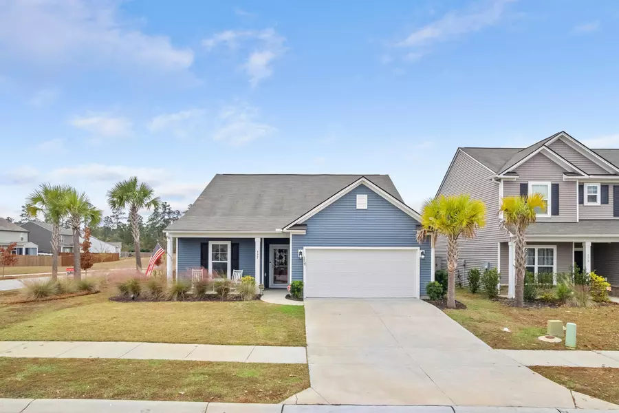 177 Hayworth Rd, Summerville, SC 29486