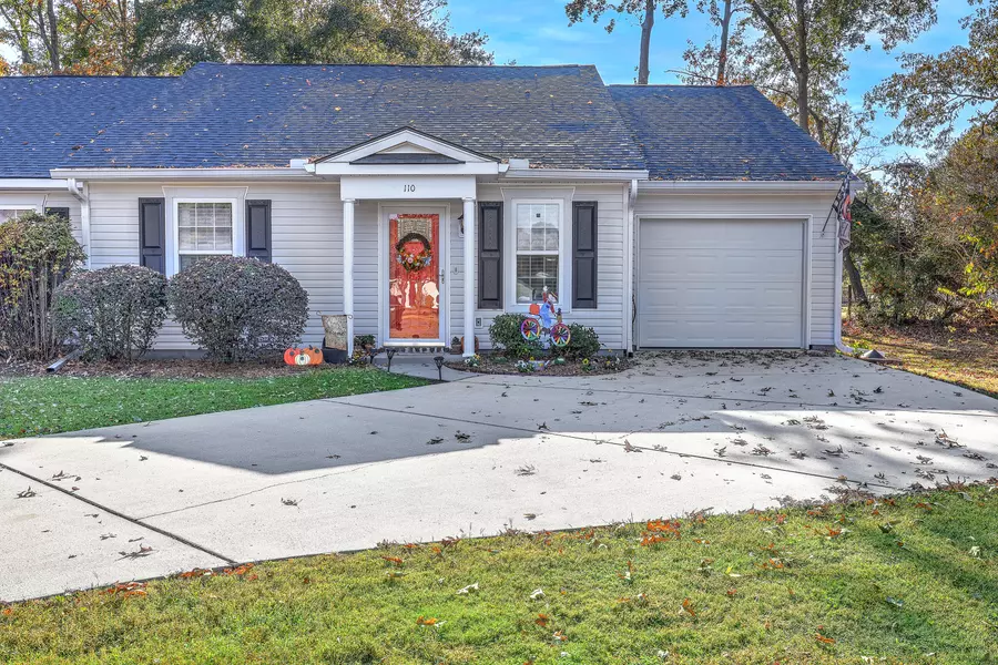 110 Sandy Hook Ct, Summerville, SC 29486