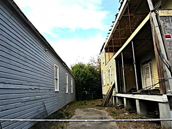 Charleston, SC 29403,16 N Hampstead Sq