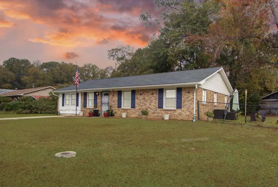 115 Rahway Rd, Goose Creek, SC 29445