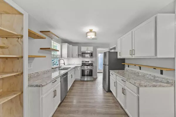 North Charleston, SC 29405,1903 Grayson St