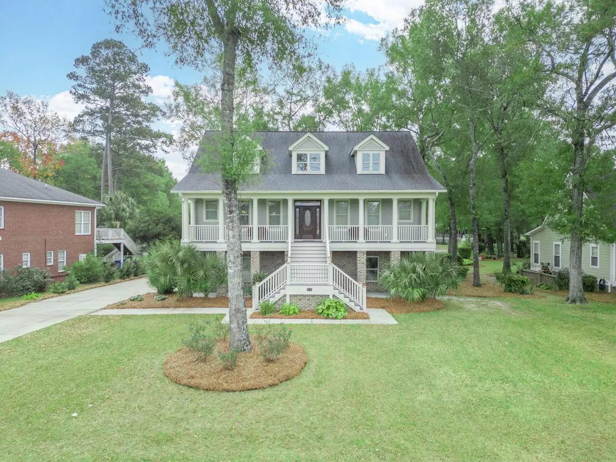 North Charleston, SC 29420,8927 E Fairway Woods Cir