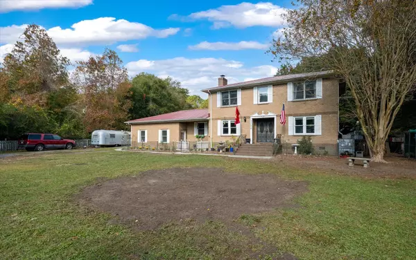 Johns Island, SC 29455,3288 River Rd