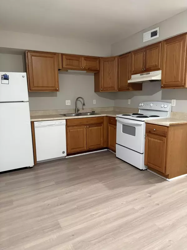 7669 Hunters Ridge Ln, North Charleston, SC 29420