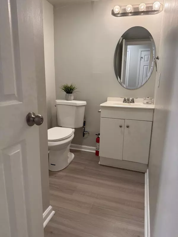 North Charleston, SC 29420,7669 Hunters Ridge Ln