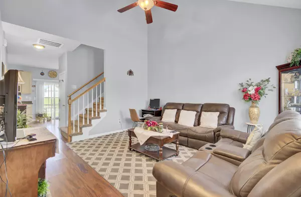 Summerville, SC 29485,212 Congaree River Dr