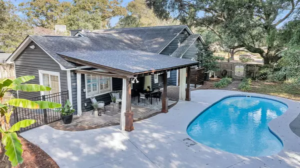 1317 Wylls Neck, Mount Pleasant, SC 29464