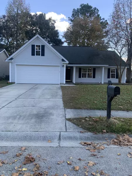 100 Salinas Ct, Summerville, SC 29483