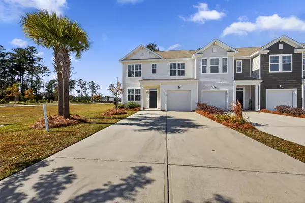 605 Hilchot Dr, Summerville, SC 29486