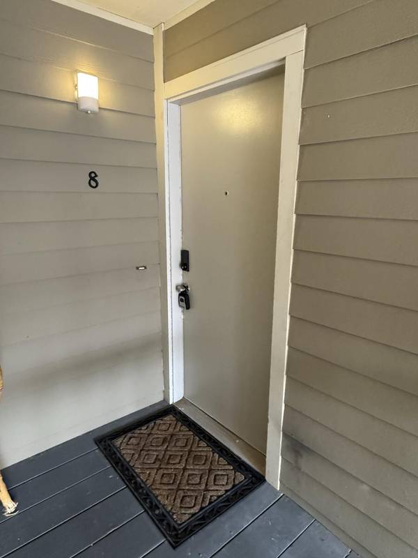 2327 Treescape Dr #8, Charleston, SC 29414