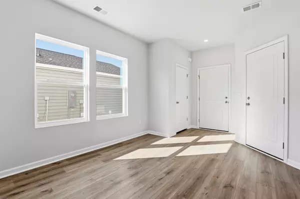 Goose Creek, SC 29445,209 Central Creek Dr