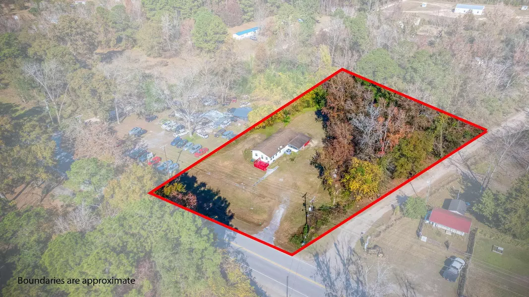 11341 Cottageville Hwy, Cottageville, SC 29435