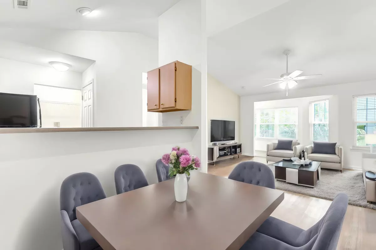 Summerville, SC 29485,188 Midland Pkwy #412