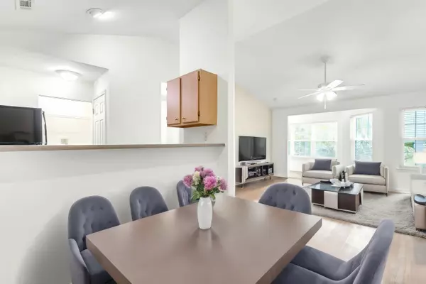 188 Midland Pkwy #412, Summerville, SC 29485