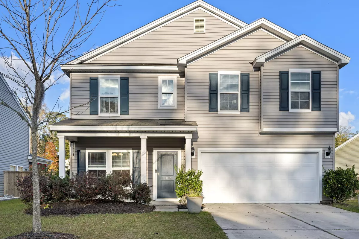 Summerville, SC 29483,207 Pavilion St